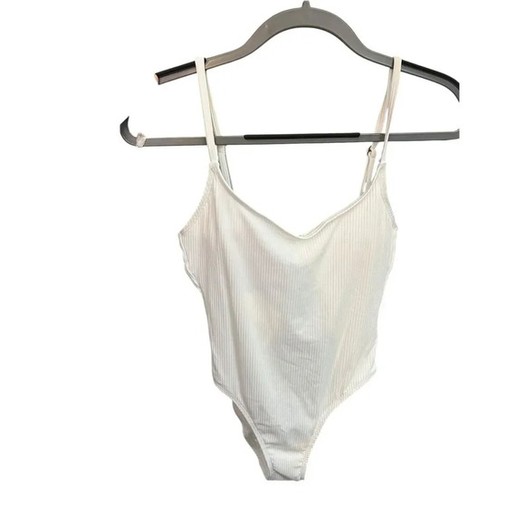 Andie Laguna Low Back Ribbed One Piece Swimsuit - Picture 2 of 5